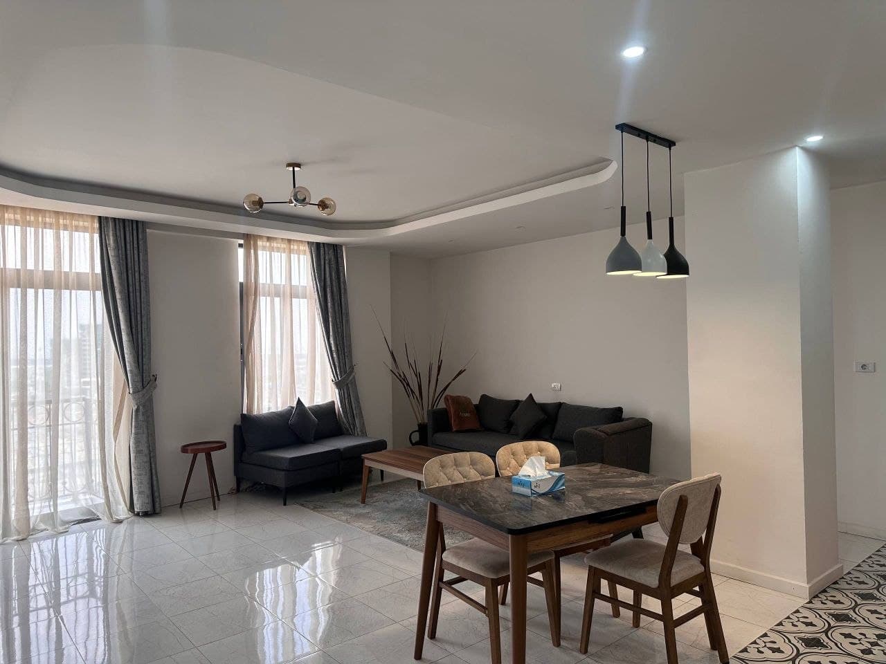 Bright furnished apartment listed on Das Homes